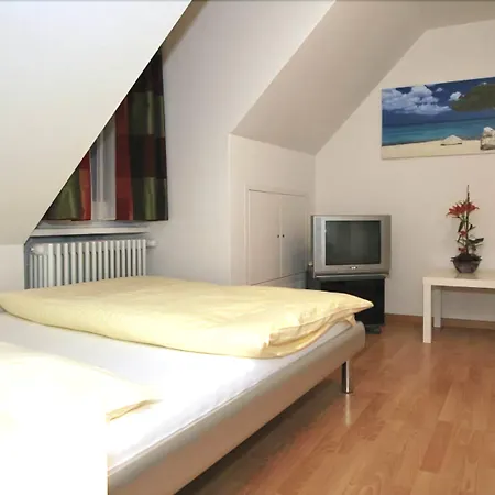 Swiss Star Aussersihl - Self Check-in * Zurich