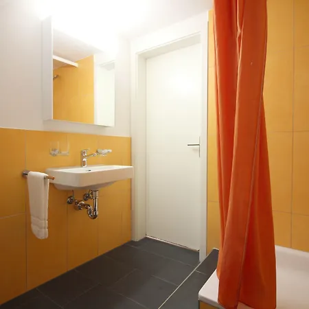 Swiss Star Aussersihl - Self Check-in Zürich