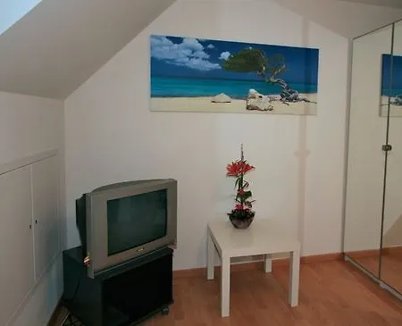 Swiss Star Aussersihl - Self Check-in *