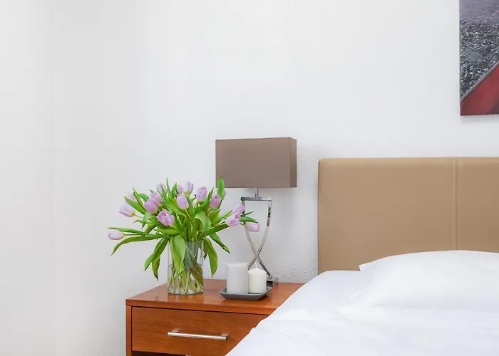 Apartment Swiss Star Aussersihl - Self Check-in *