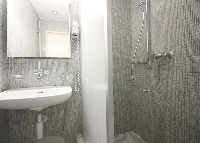 Swiss Star Aussersihl - Self Check-in *